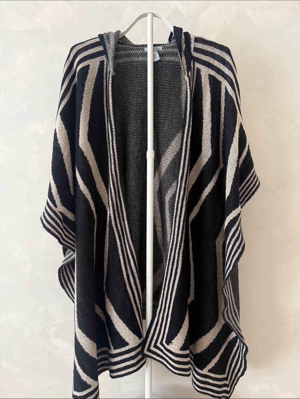 Hooded Knit Poncho Sweater | S/M